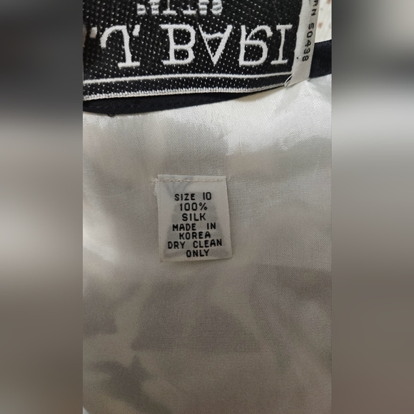 Vintage 80s A.J.BARI Floral 100% Silk Peplum Jacket Top. Size 10(medium) - Picture 7 of 15